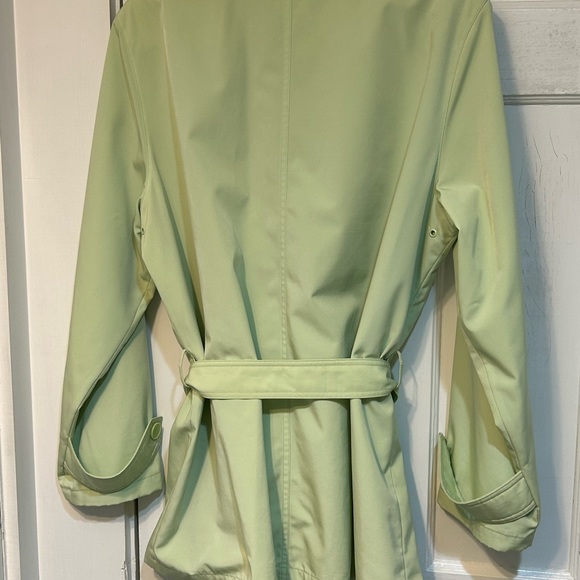 Short Trench Coat - Picture 2 of 4